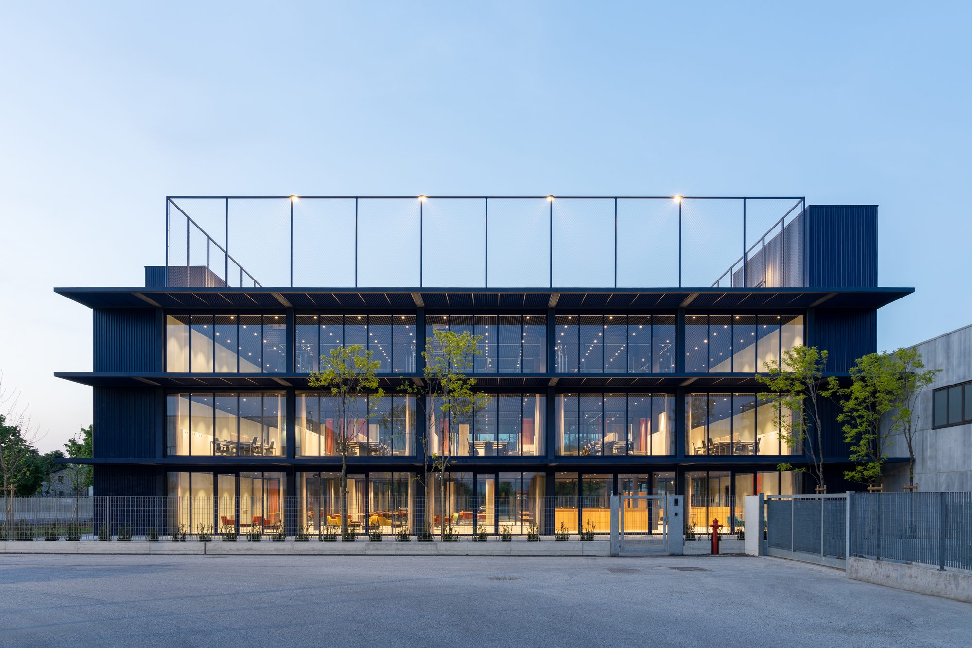 Sede MFBS — vista d'angolo dell'edificio
